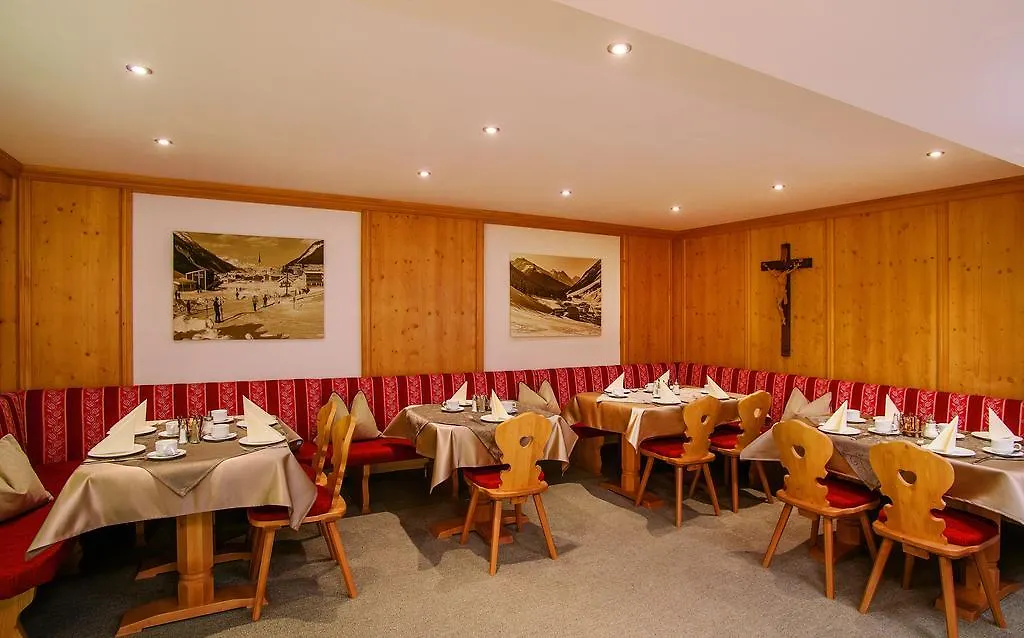 Hotel Garni Chasa Sulai Ischgl
