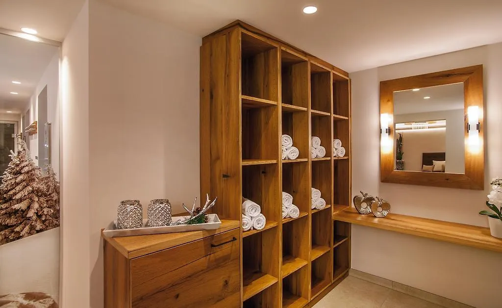 Hotel Garni Chasa Sulai Ischgl
